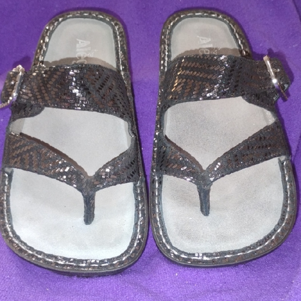 Alegria Black And Silver Textured Leather Sandals  39/8.5